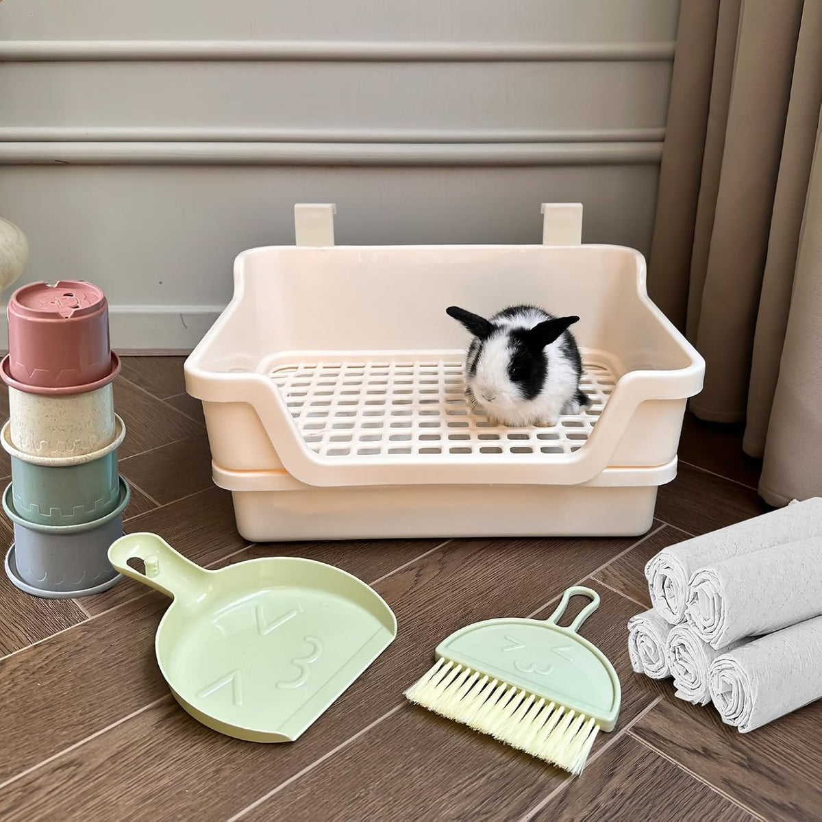 Large Corner Rabbit Litter Box — photo 8 of 8